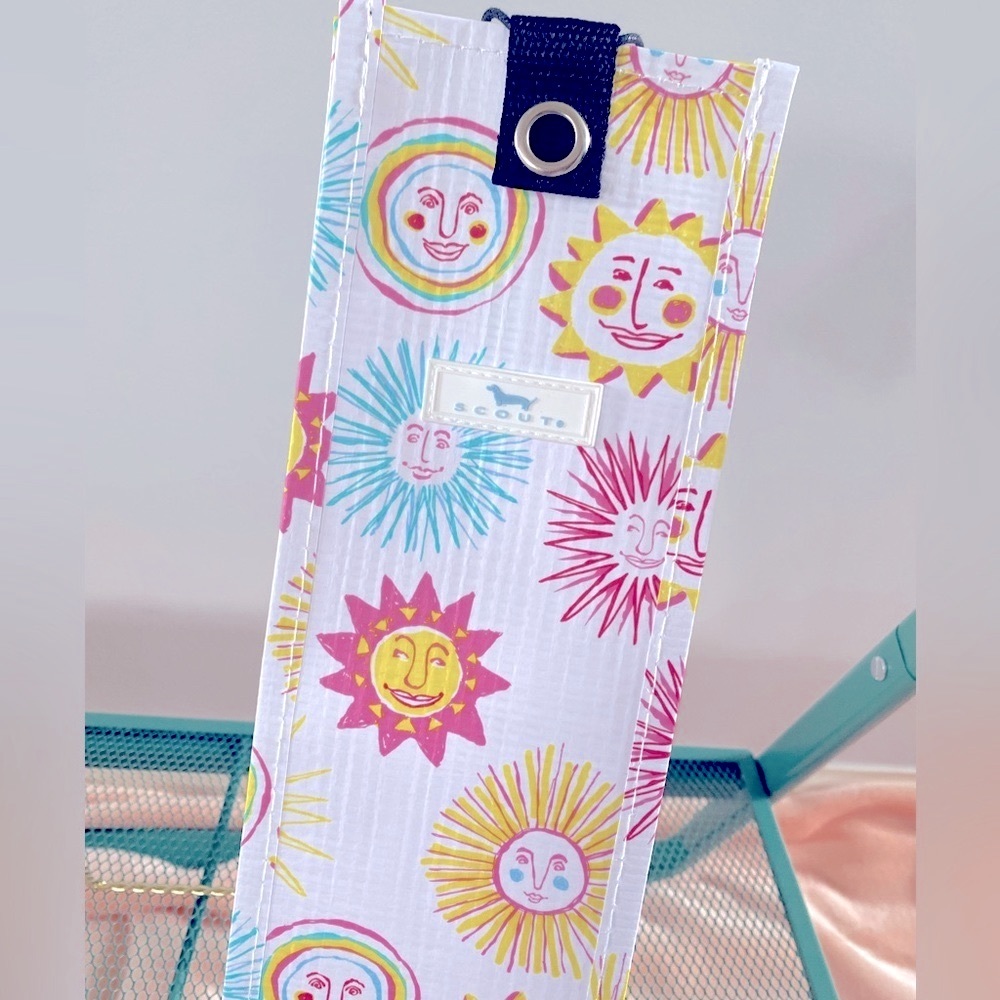 Scout Spirit Liftah Wine Bag ✨ Sun’s Out Fun’s Out